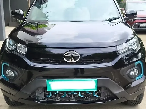Tata Nexon EV XZ Plus LUX Dark Edition - Photo 1