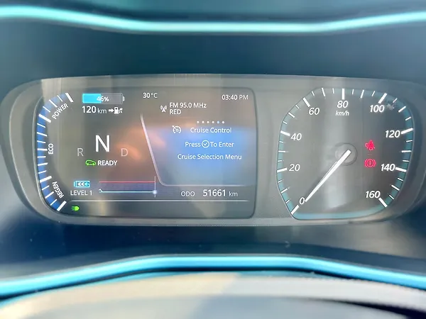 Tata Nexon EV XZ Plus LUX Dark Edition - Photo 8