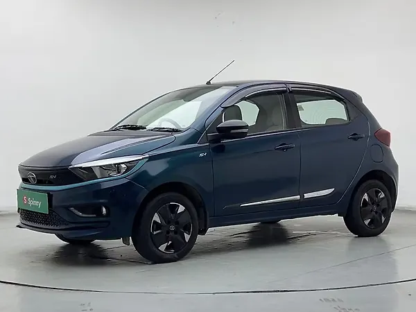 Tata Tiago EV XZ Plus Tech LUX Long Range [2022-2025]