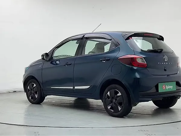 Tata Tiago EV XZ Plus Tech LUX Long Range [2022-2025] - Photo 4