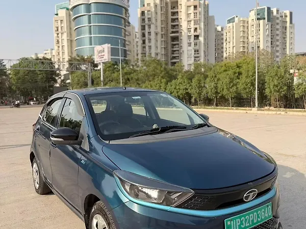 Tata Tiago EV XT Long Range [2022-2025] - Photo 2