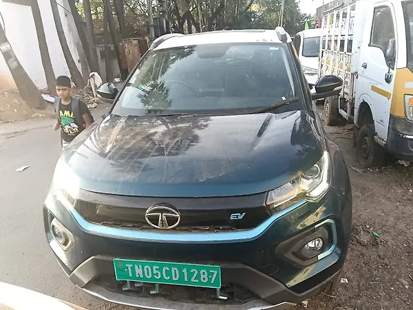 Tata Nexon EV XZ Plus LUX - Photo 1