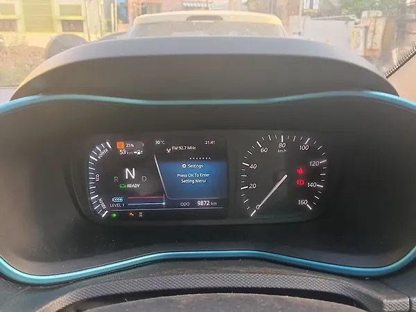 Tata Nexon EV XZ Plus LUX - Photo 7