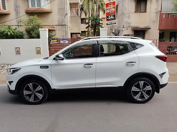 MG ZS EV Exclusive - Photo 5