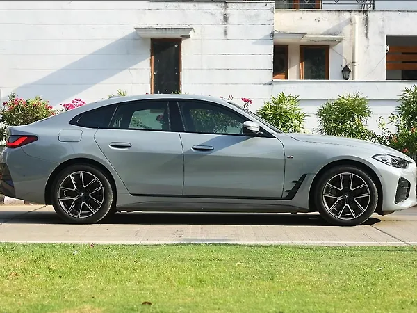 BMW i4 eDrive35 M Sport - Photo 3