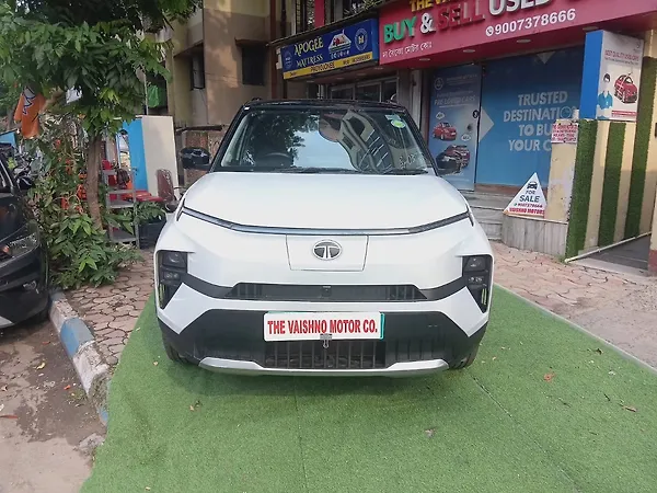Tata Punch EV Empowered Plus Long Range 3.3 - Photo 1