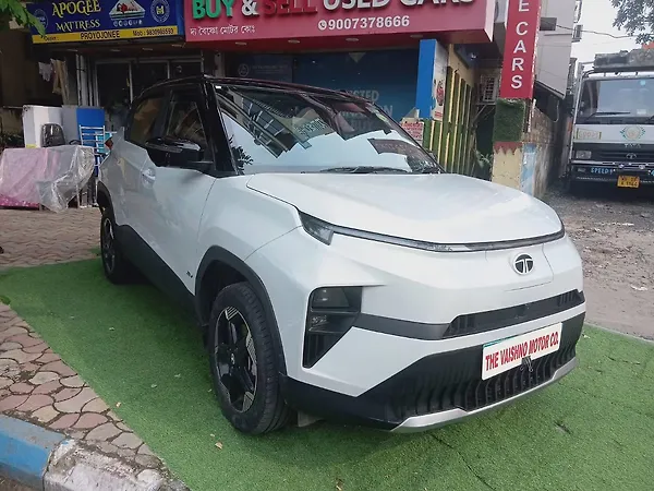 Tata Punch EV Empowered Plus Long Range 3.3 - Photo 3