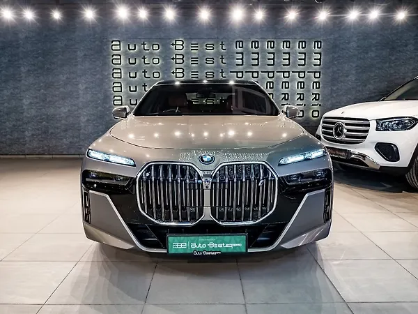 BMW i7 eDrive50 M Sport - Photo 1