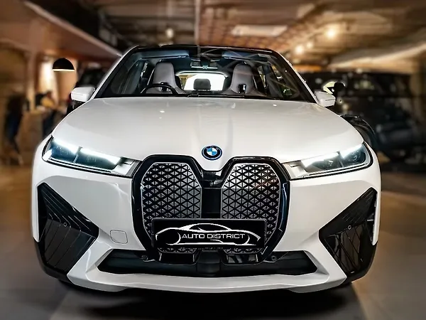 BMW iX xDrive 50 - Photo 1