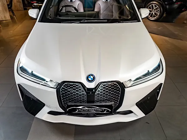 BMW iX xDrive 50 - Photo 3
