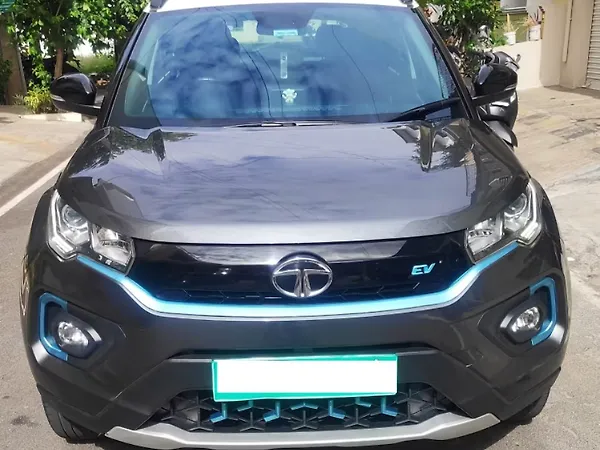 Tata Nexon EV XZ Plus 3.3 KW - Photo 1