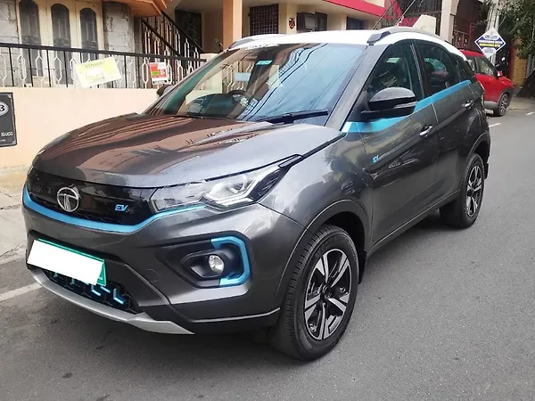 Tata Nexon EV XZ Plus 3.3 KW - Photo 3