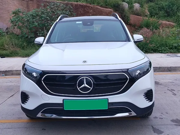 Mercedes-Benz EQB 350 4MATIC - Photo 1