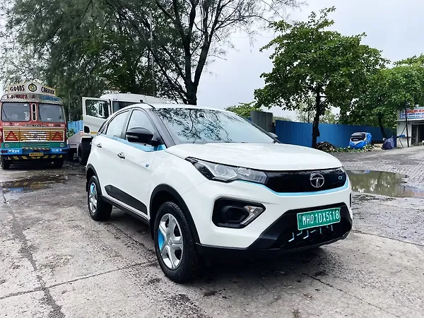 Tata Nexon EV XM - Photo 3