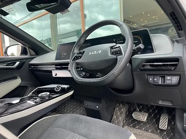 Kia EV6 GT Line AWD - Photo 3
