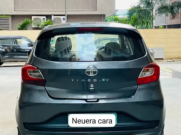 Tata Tiago EV XT Long Range [2022-2025] - Photo 3