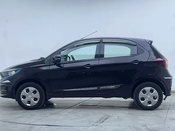 Tata Tiago EV XT Long Range [2022-2025] - Photo 3