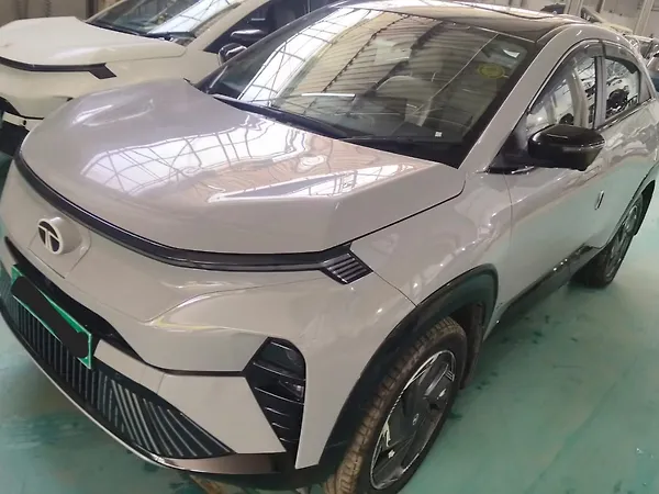 Tata Curvv EV Empowered Plus A 55.0 kWh - Photo 1