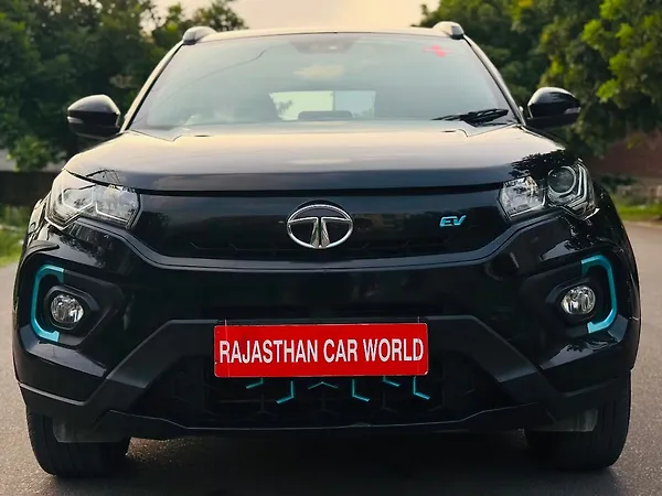 Tata Nexon EV XZ Plus Dark Edition