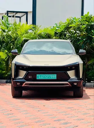 Mahindra Be 6 Pack Three 79.0 kWh 11.2kW Charger