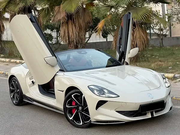MG Cyberster GT 77.0 kWh Dual Tone
