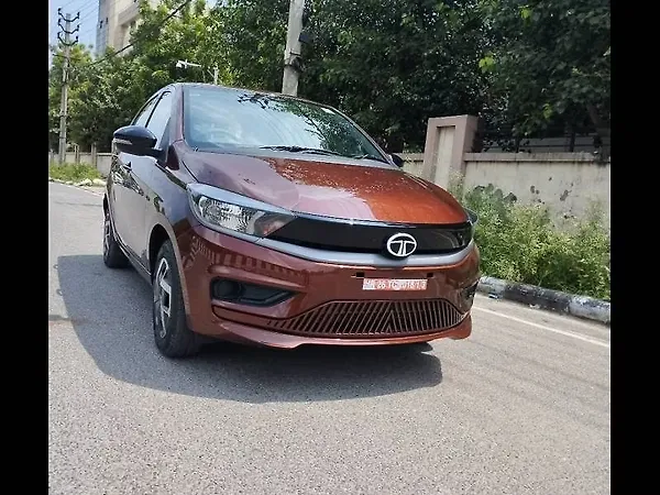 Tata Tiago EV XT 24.0 kWh - Photo 1