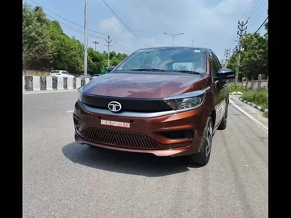 Tata Tiago EV XT 24.0 kWh - Photo 3