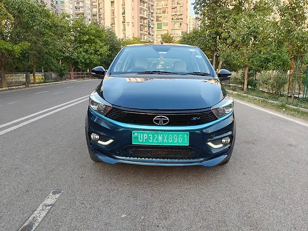 Tata Tiago EV XZ Plus Tech LUX Long Range [2022-2025] - Photo 1