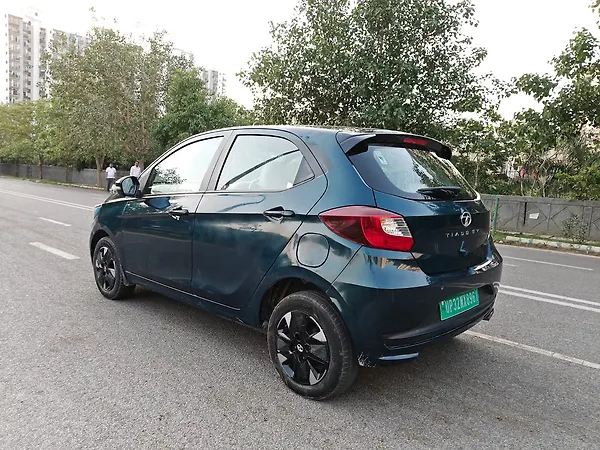 Tata Tiago EV XZ Plus Tech LUX Long Range [2022-2025] - Photo 3