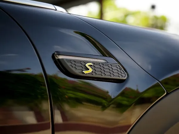 Mini Cooper SE 3-Door - Photo 3
