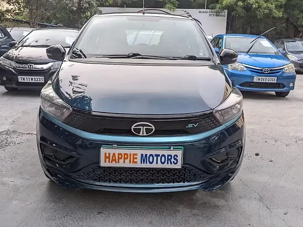 Tata Tiago EV XT Medium Range [2022-2025] - Photo 1