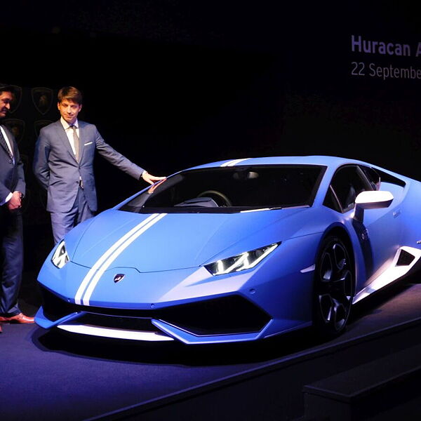 Lamborghini Huracan Avio Picture Gallery - CarWale