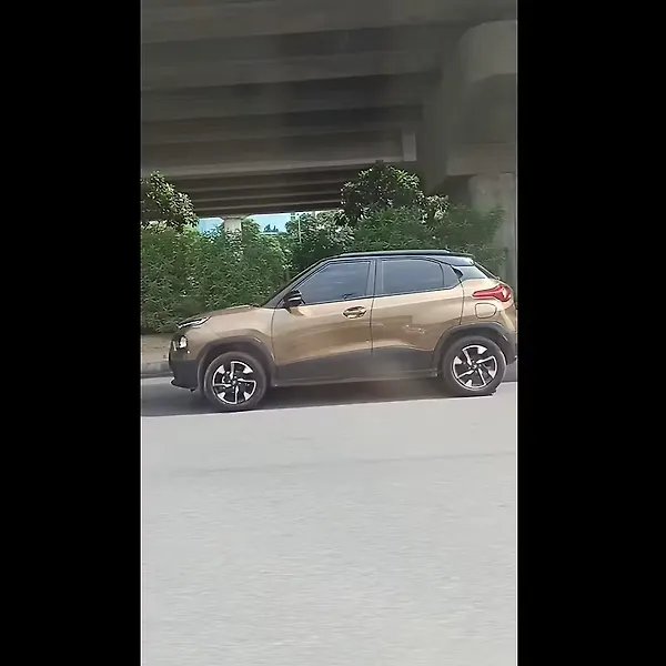 Tata Punch spotted in two new colours - CarWale