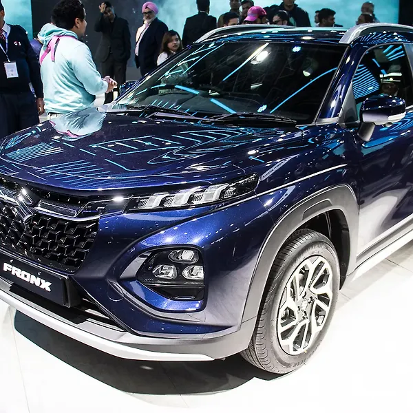 ミッキー様！仮予約LOST XTR V-FLEX (べクトラン)5,7 Maruti Suzuki Fronx gathers over 5500 bookings - CarWale