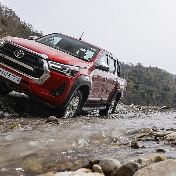 Toyota Hilux gets a waiting period for November 2023 - CarWale