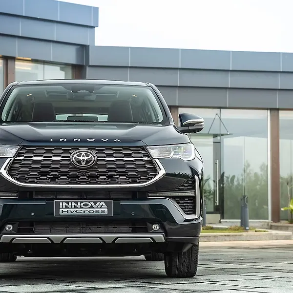 Toyota Innova Hycross ZX and ZX (O) Make A Comeback - Mobility Outlook
