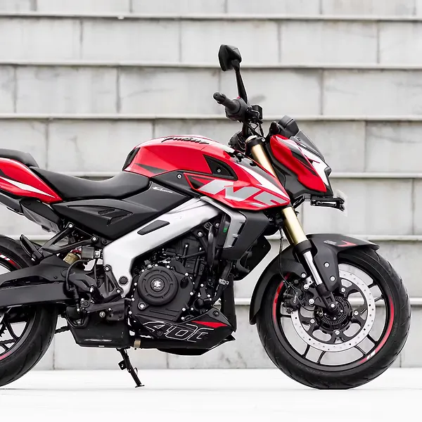 Bajaj Pulsar NS400Z price in North Tripura - July 2026 on road