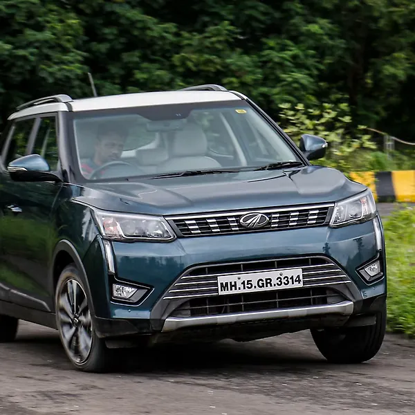 Mahindra XUV300 achieves five-star Global NCAP safety rating - CarWale