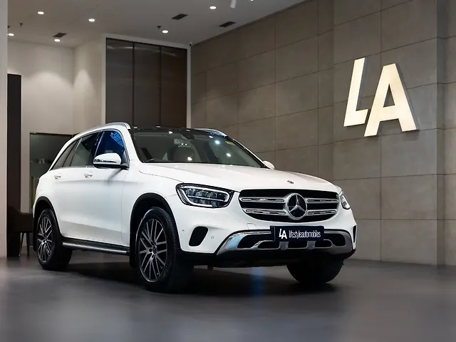 सेकंड हैंड Mercedes-Benz GLC 220d 4MATIC Progressive इन कोलकाता