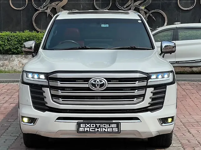Used 2023 Toyota Land Cruiser ZX Diesel [2023-2025] for sale in