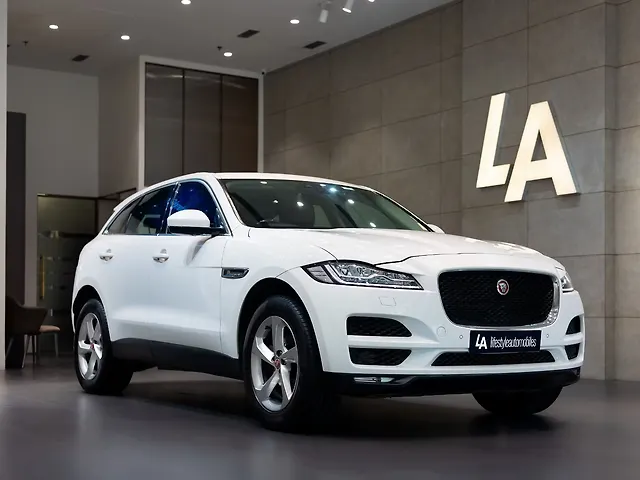 सेकंड हैंड Jaguar F-Pace Prestige इन कोलकाता