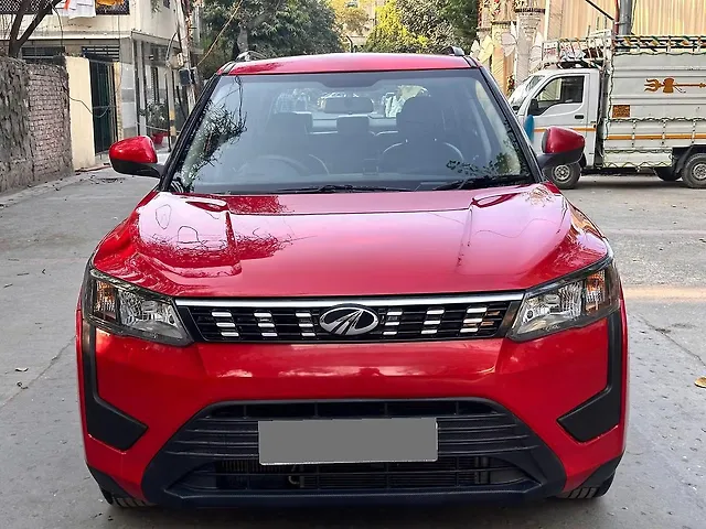 Second Hand Mahindra XUV300 [2019-2024] 1.5 W6 [2019-2020] in Delhi