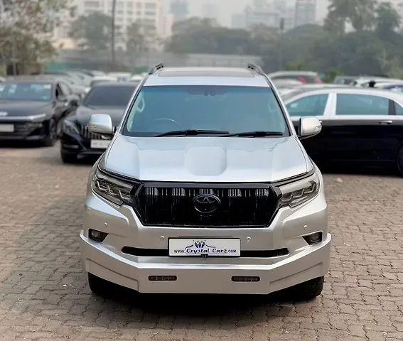 Second Hand Toyota Land Cruiser Prado VX L in Mumbai Second Hand Toyota Land Cruiser Prado VX L in Mumbai