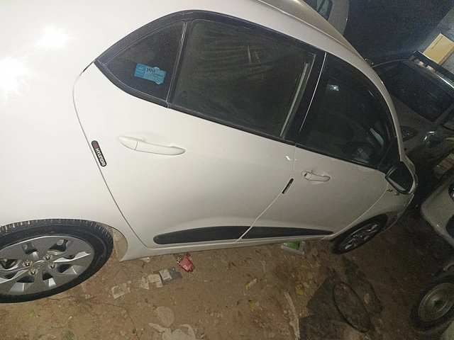 Second Hand Hyundai Xcent E Plus in Delhi