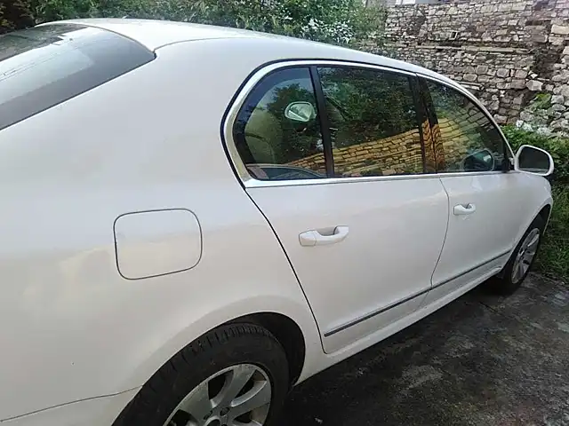 Second Hand Skoda Superb [2009-2014] Elegance 1.8 TSI AT in Kota