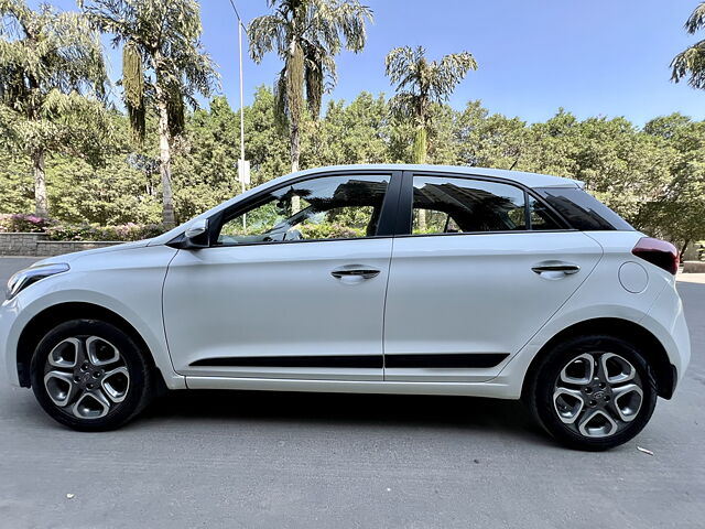 Used 2019 Hyundai Elite i20 [2018-2019] Asta 1.2 (O) for sale in Hyderabad  - CarWale