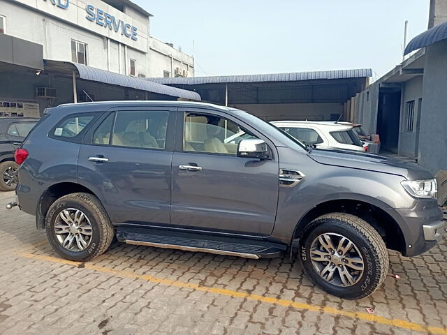 Second Hand Ford Endeavour [2016-2019] Titanium 3.2 4x4 AT in Bokaro Steel City