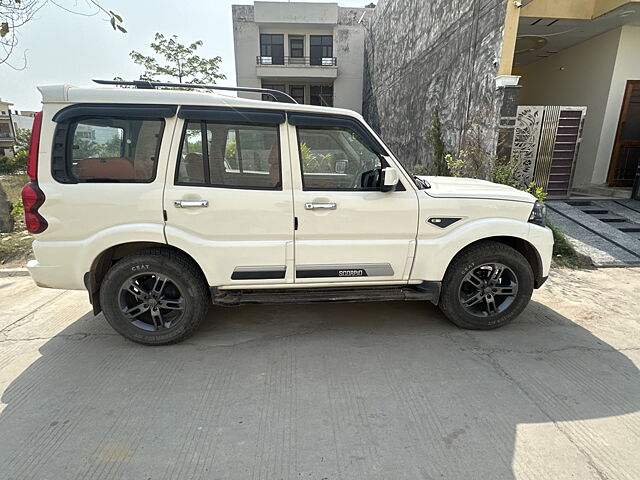 Second Hand Mahindra Scorpio 2021 S7 120 2WD 7 STR in Aligarh