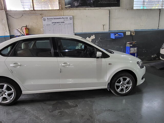 Second Hand Volkswagen Vento [2012-2014] Highline Petrol AT in Indore