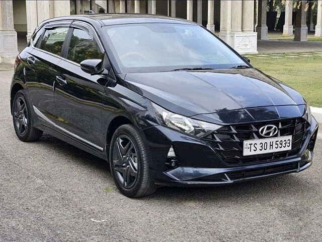 Second Hand Hyundai i20 [2020-2023] Sportz 1.2 MT [2020-2023] in Hyderabad